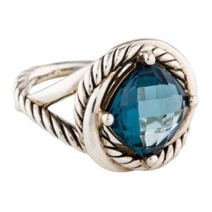 David Yurman Crossover Infinity ring with square blue topaz size 5.5